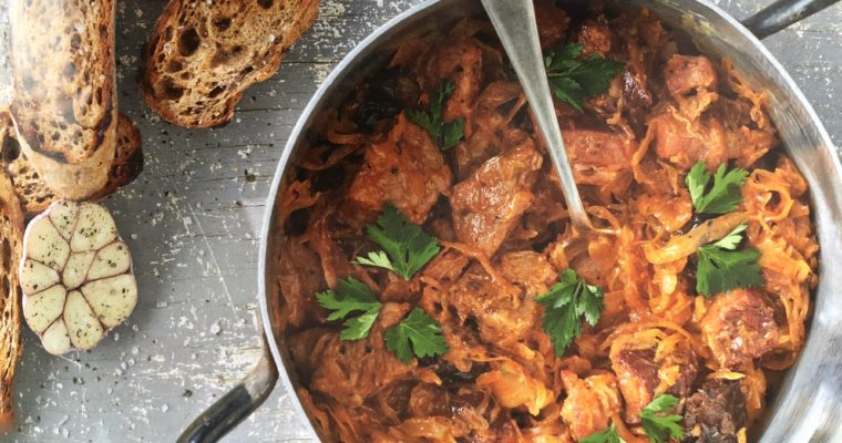 Dušené vepřové s kysaným zelím