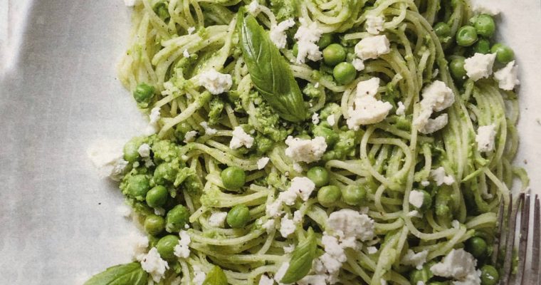 Špagety s hráškovým pestem