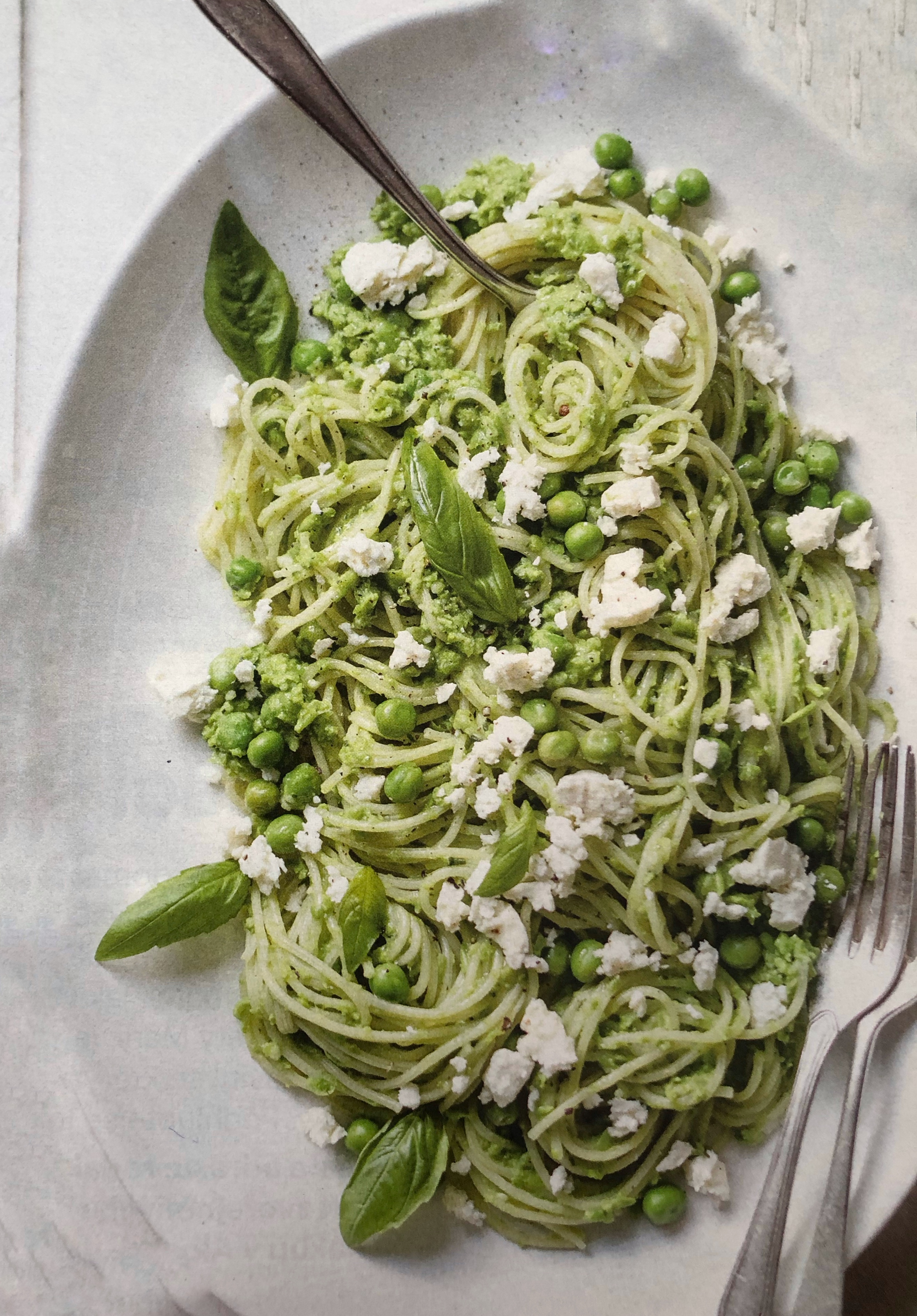 Špagety s hráškovým pestem