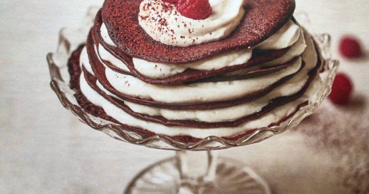 Kakaové palačinky plněné šlehaným tvarohem