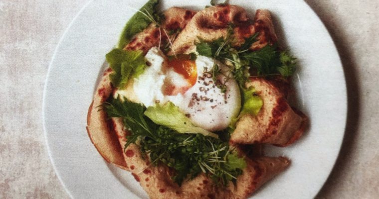 Palačinky s pošírovaným vejcem