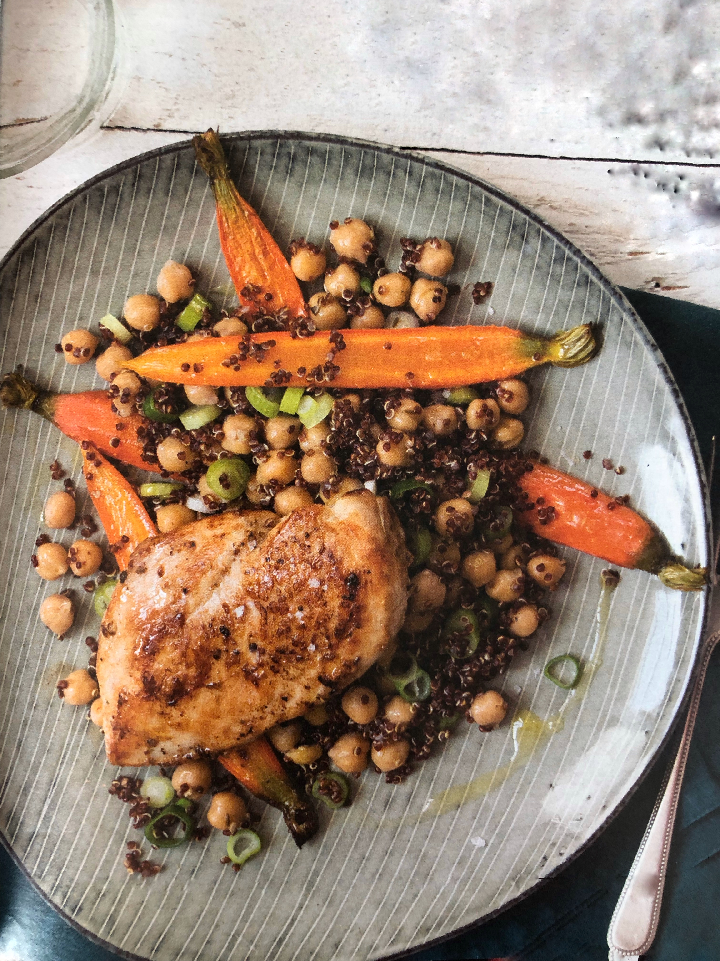 Kuřecí prsa s pečenou mrkví