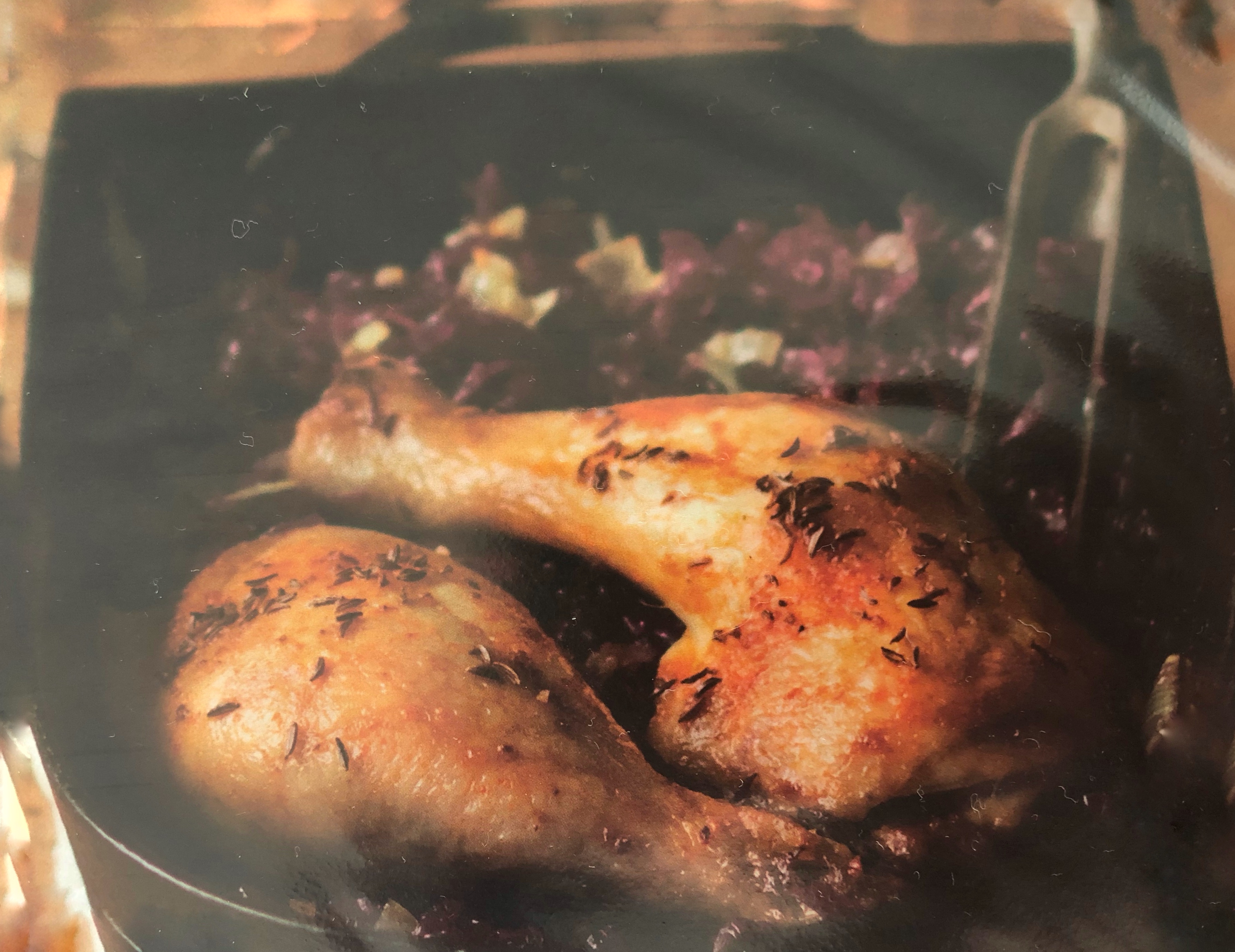 Kuřecí stehna na zelí