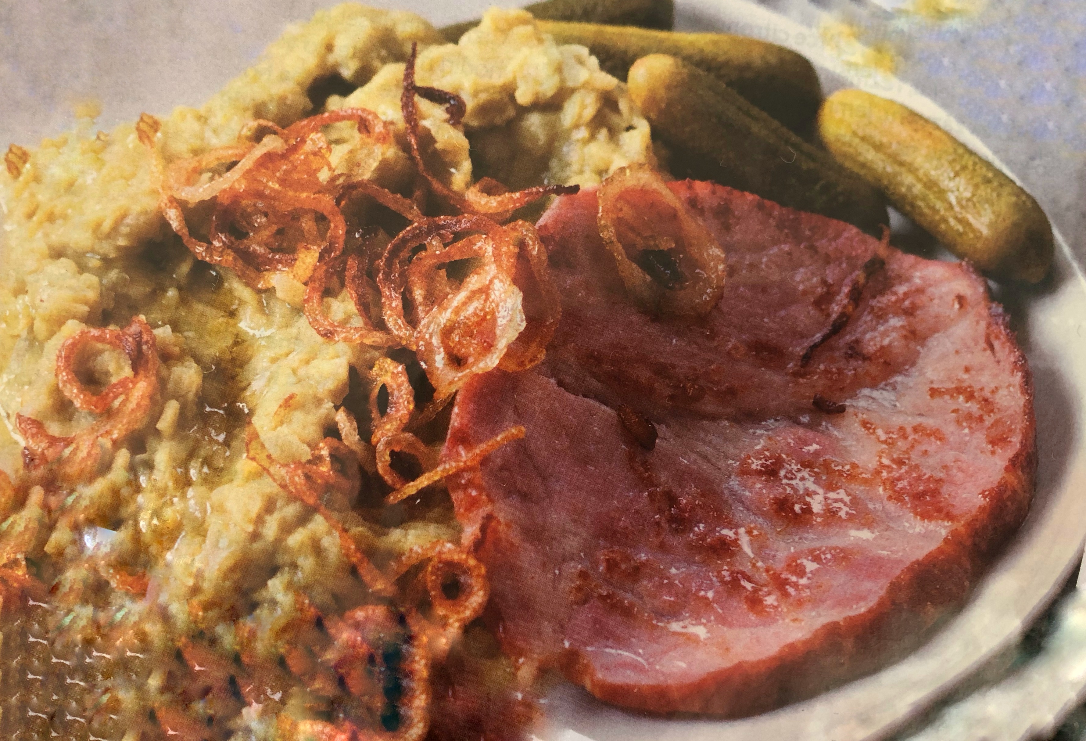 Hrachová kaše s uzeným