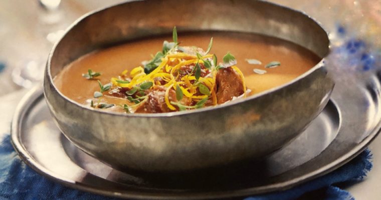 Dušená krůtí stehna na víně