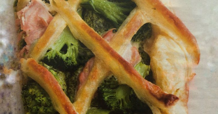 Lososový koláč s brokolicí