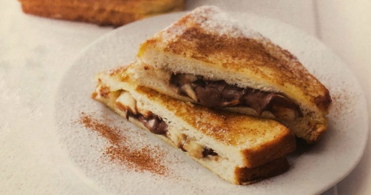 Čokoládovo-banánový sendvič