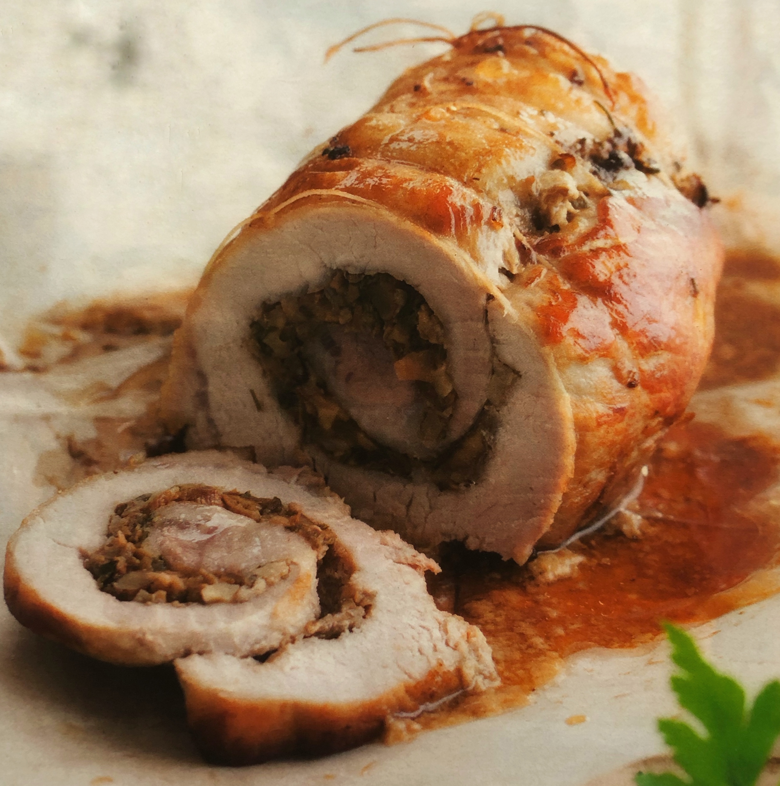 Vepřová roláda s houbovou nádivkou