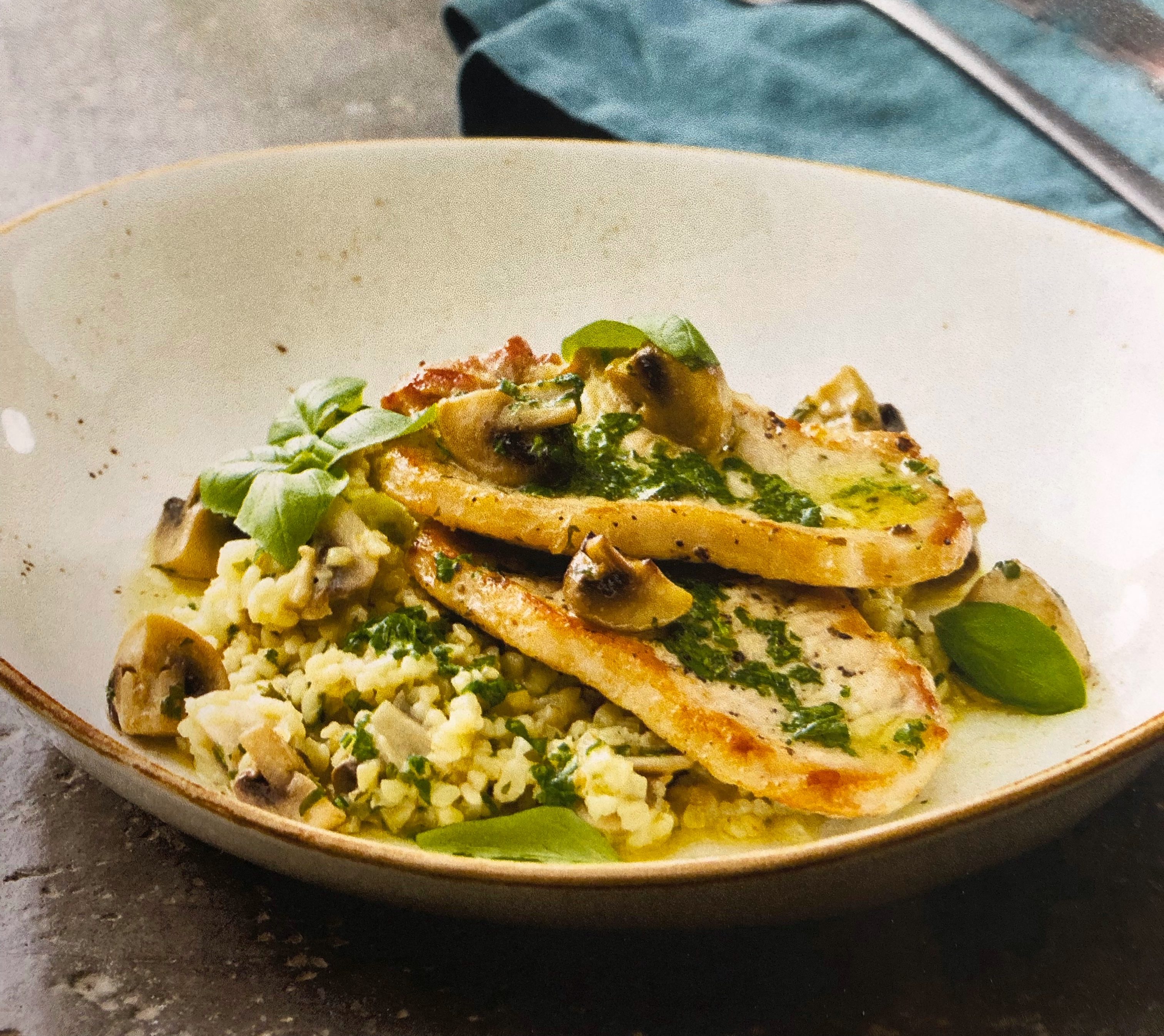 Vepřové balíčky s houbovým bulgurem