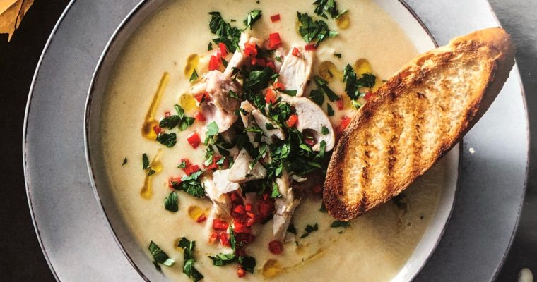 Králičí polévka s bílými fazolemi