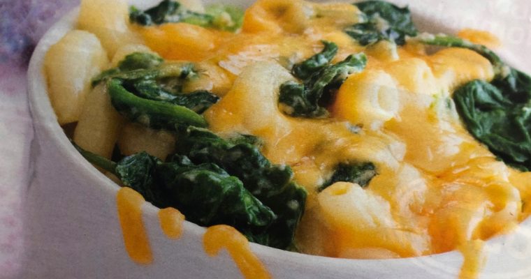 Těstoviny zapečené se sýrem a špenátem