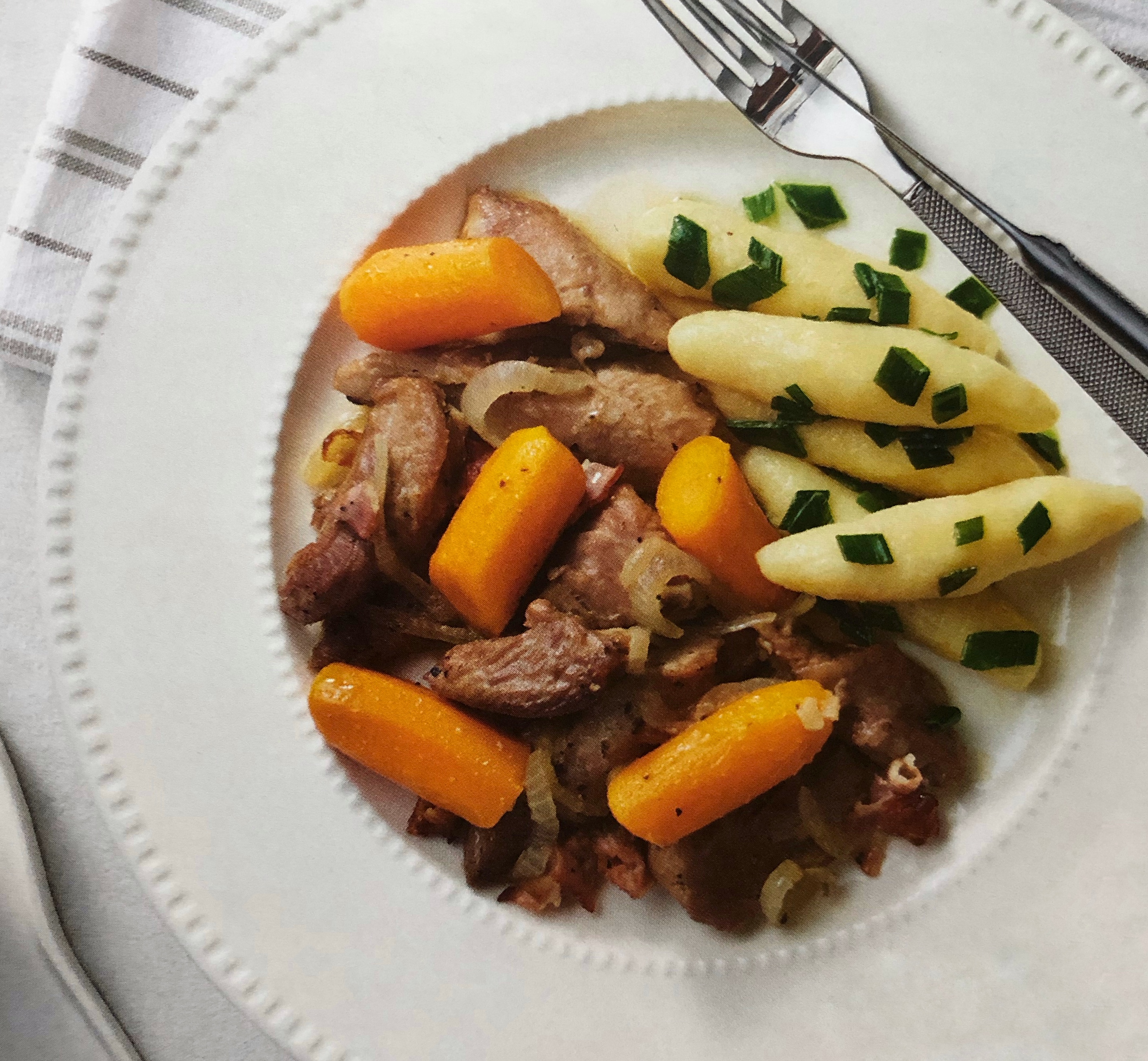 Krůtí výpečky se špenátem a mrkví