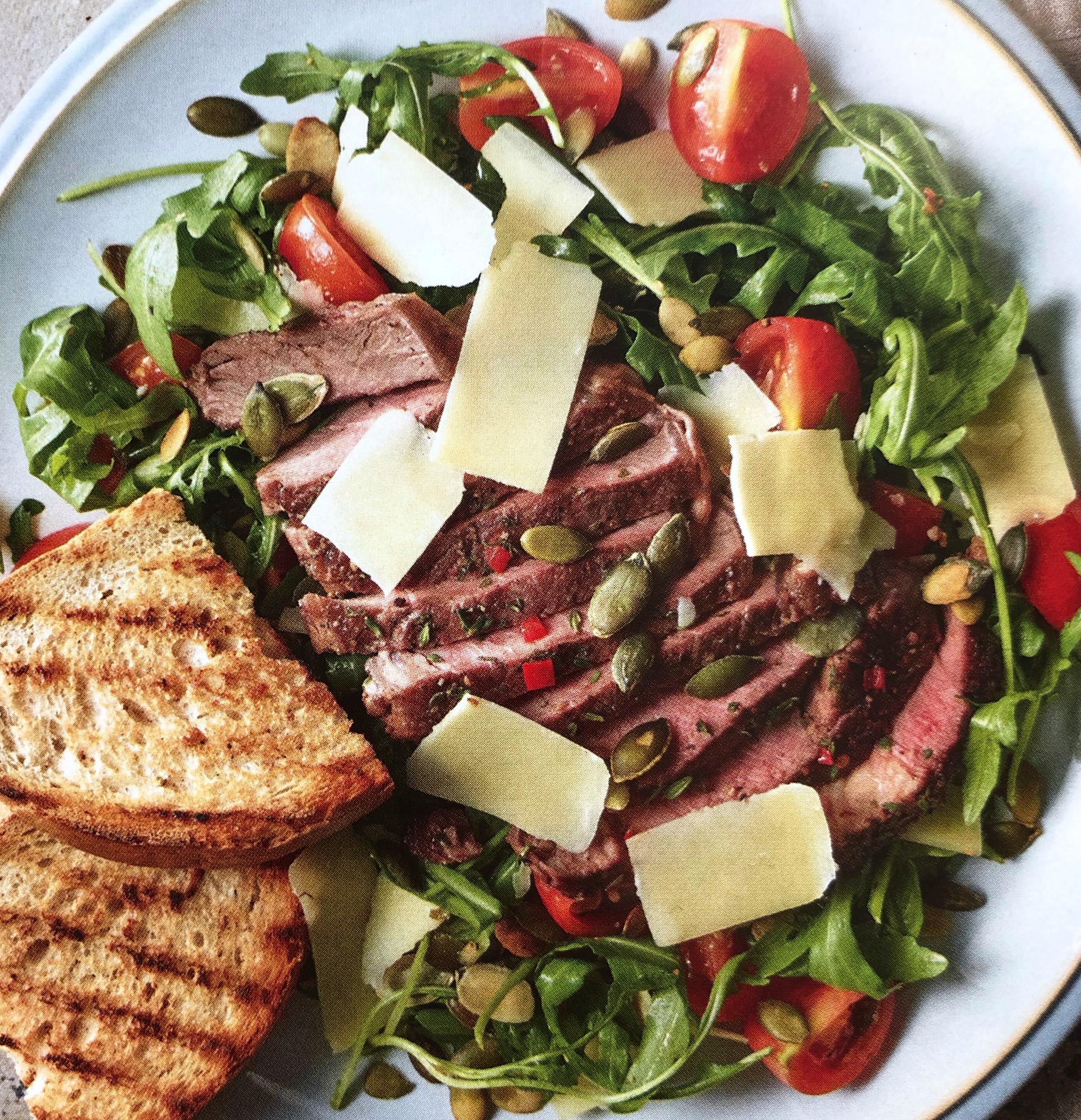 Dranžírovaný rump steak s bylinkovým máslem