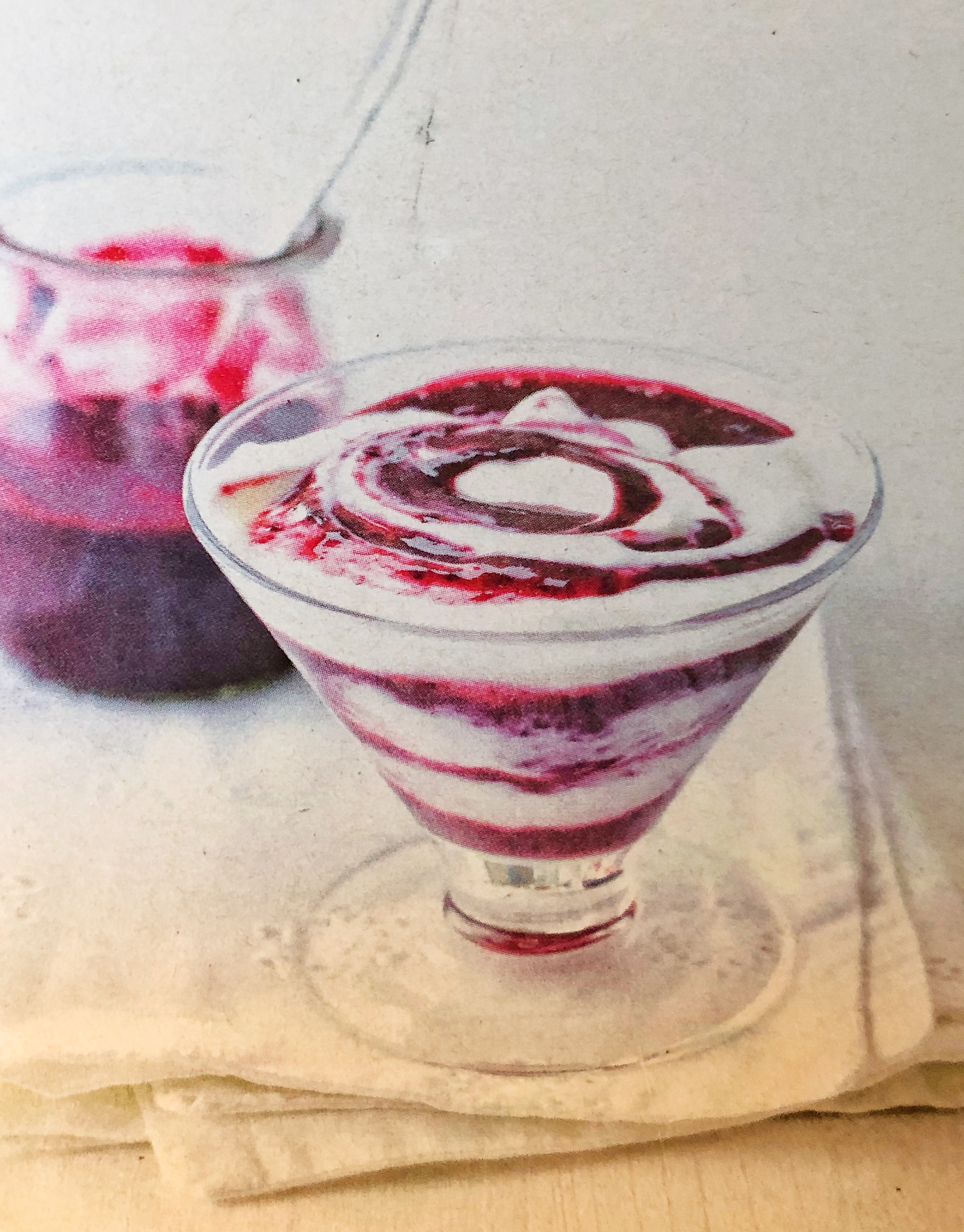 Nevařená černorybízová zavařenina