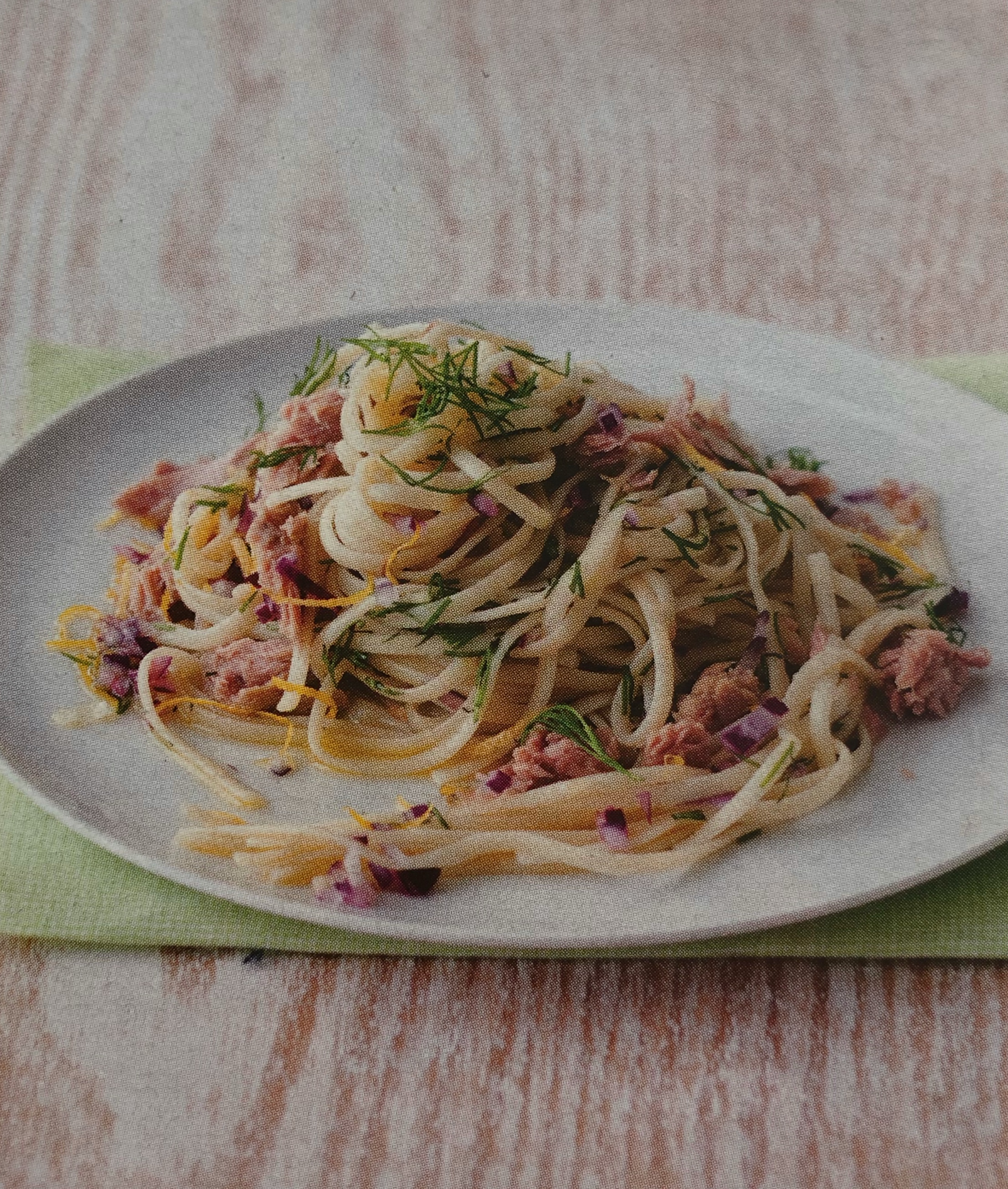 Těstoviny s tuňákem