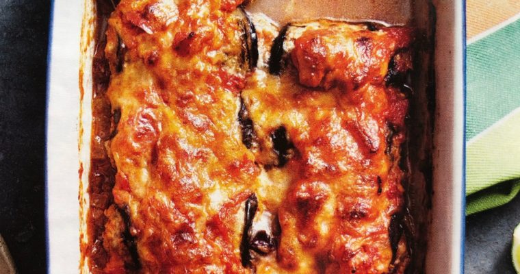 Grilovaný lilek plněný mletým masem