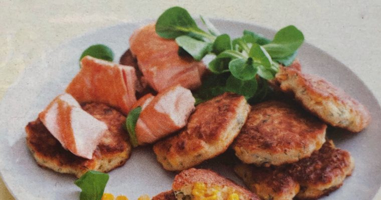 Kukuřičné placičky s lososem