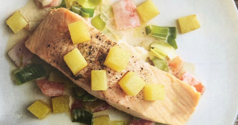 Pošírovaný losos s krémovým pórkem