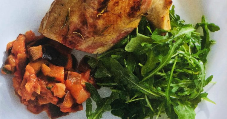 Kuře špikované šunkou a česnekem