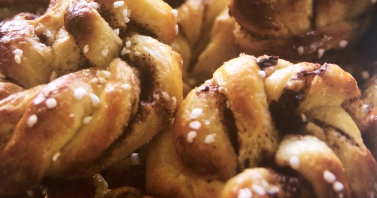 Marcipánové a skořicové uzly