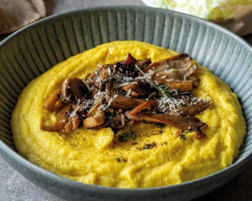 Polentová kaše s houbami