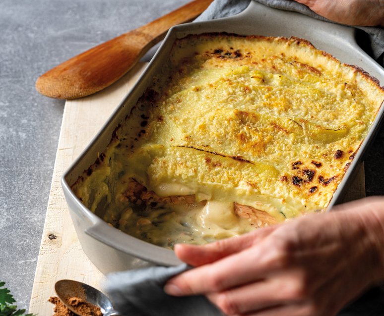 Zapečený losos v peřině z bramborové kaše