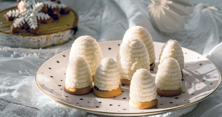 Bílá vosí hnízda